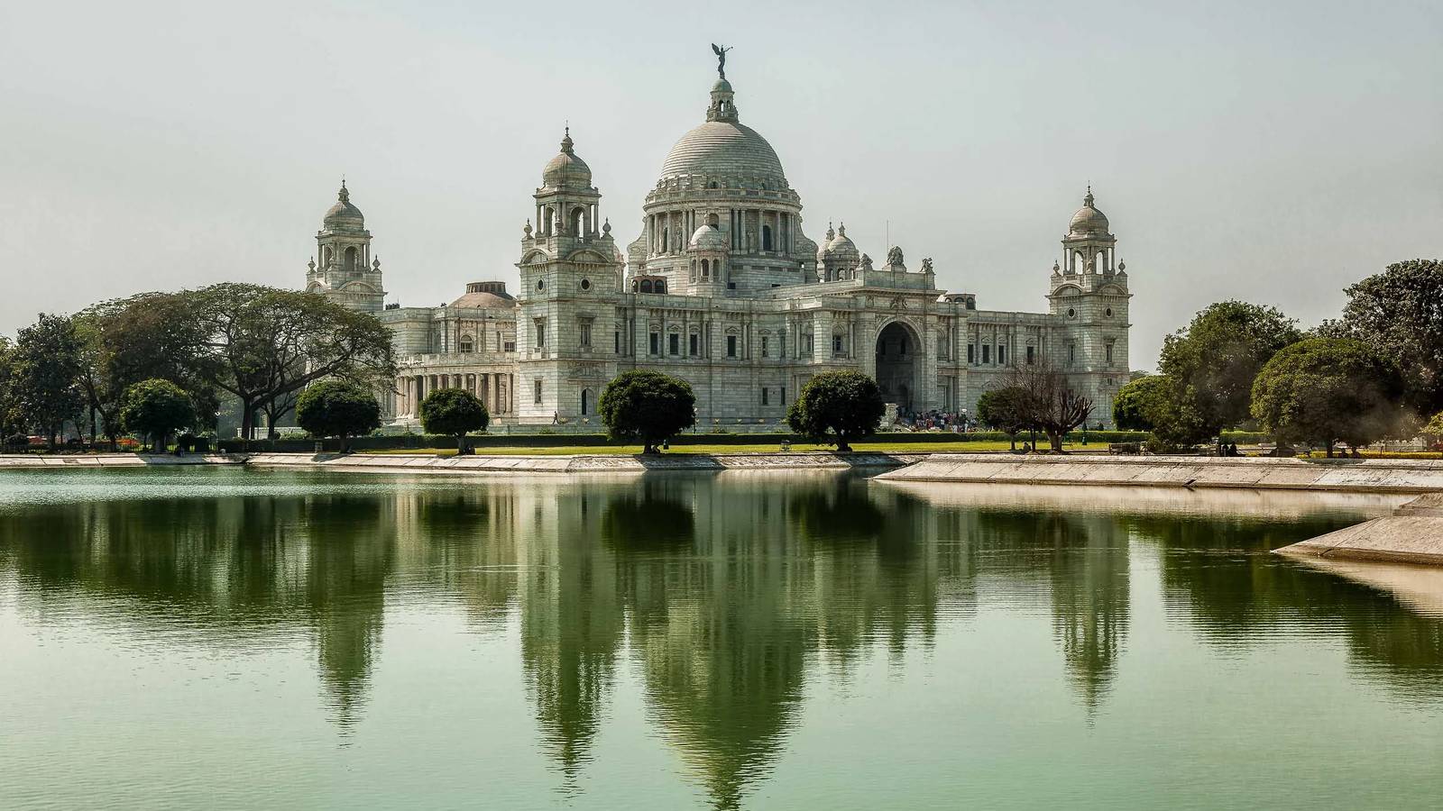 Victoria Memorial reflected in the water in Kolkata